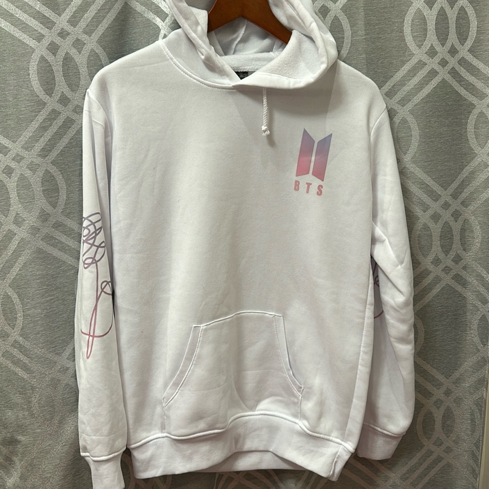 BTS HOODIE UNISEX SIZE MEDIUM